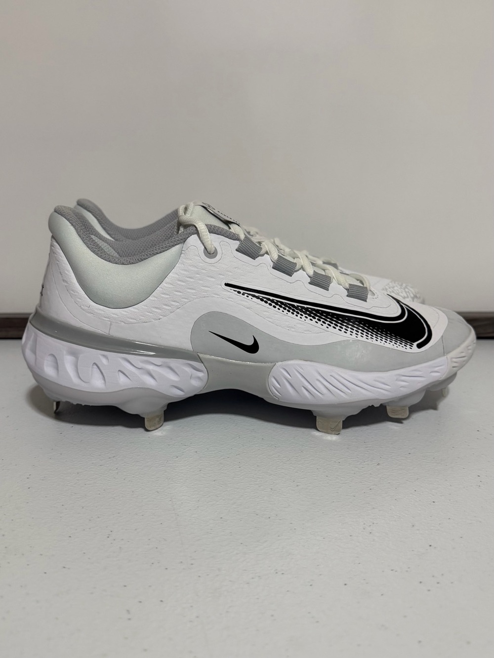 Nike Alpha Huarache Elite 4 Low Men’s Baseball Cleats-Size 7.5 New
